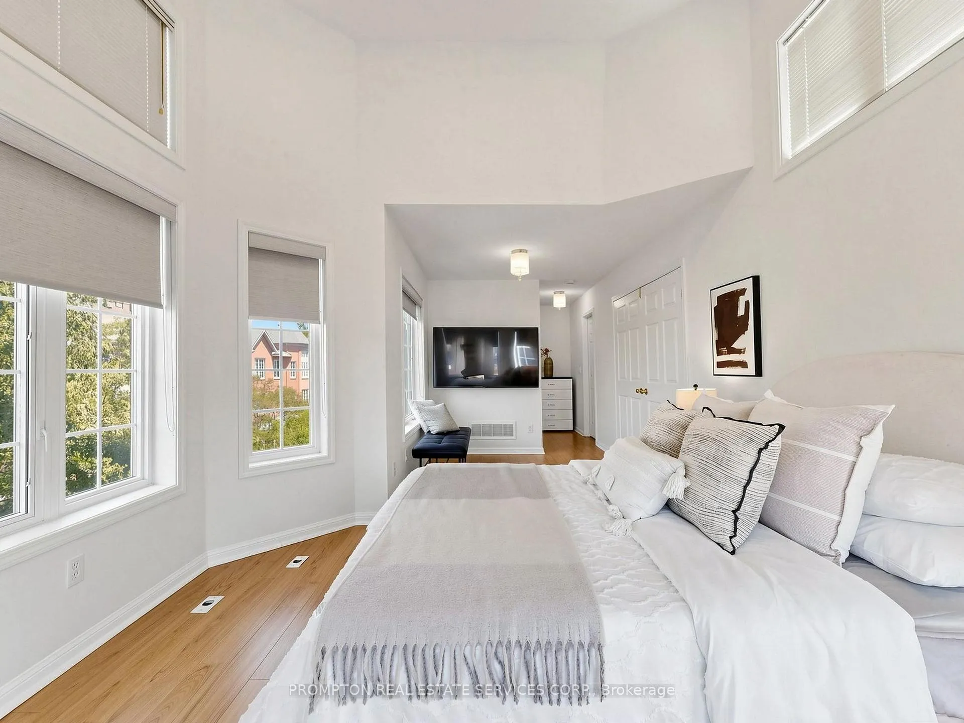 Photo 29 of Unit 21, 5 St.Moritz Way, Markham, Unionville — HOMEH