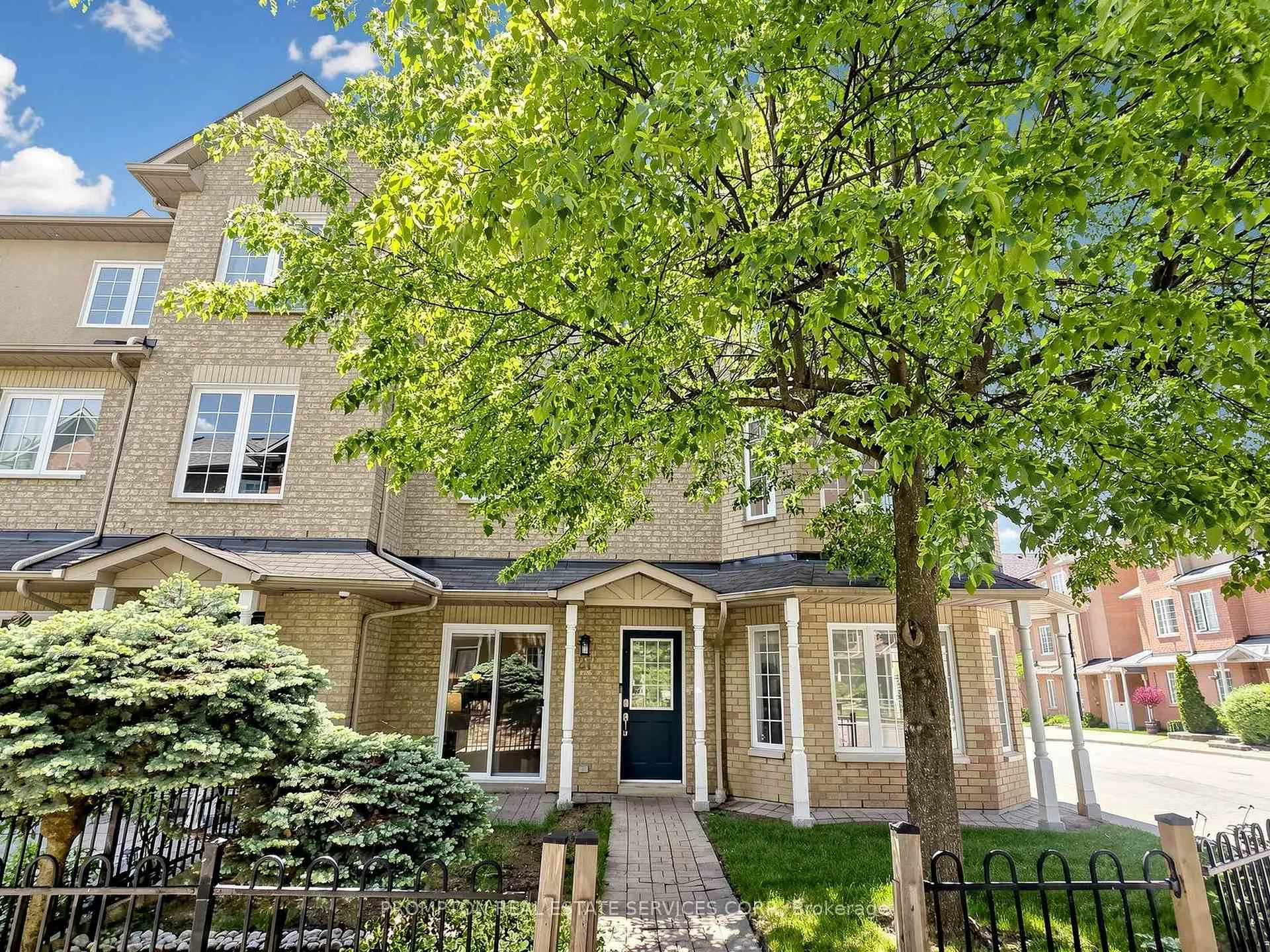 Photo 44 of Unit 21, 5 St.Moritz Way, Markham, Unionville — HOMEH