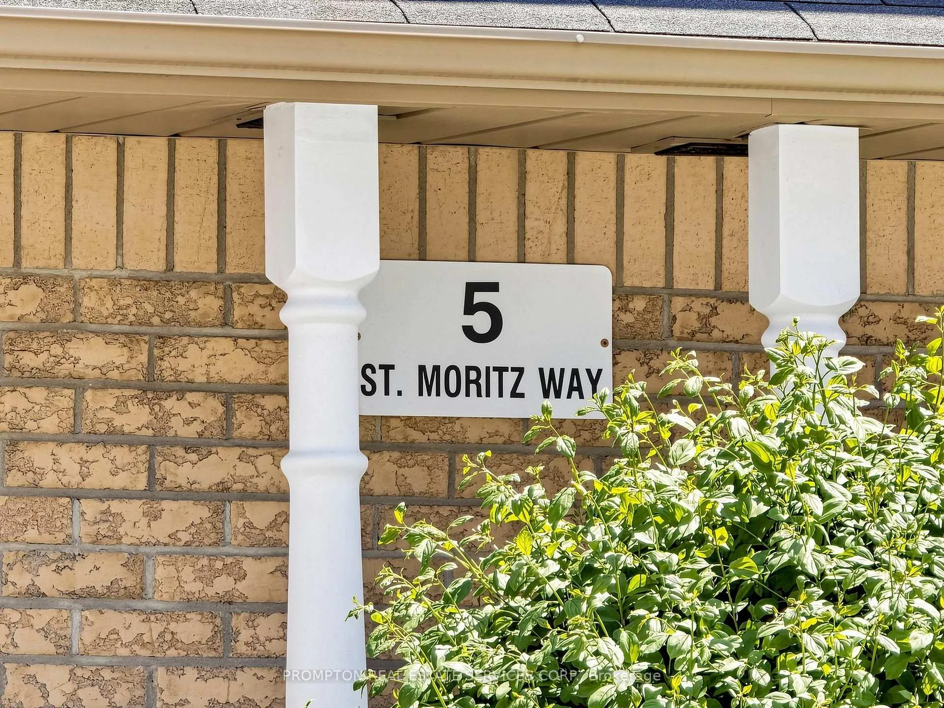 Photo 46 of Unit 21, 5 St.Moritz Way, Markham, Unionville — HOMEH
