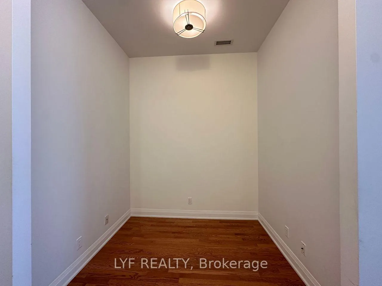 Photo 7 of Unit 212, 1 Bedford Road, Toronto, The Annex — HOMEH