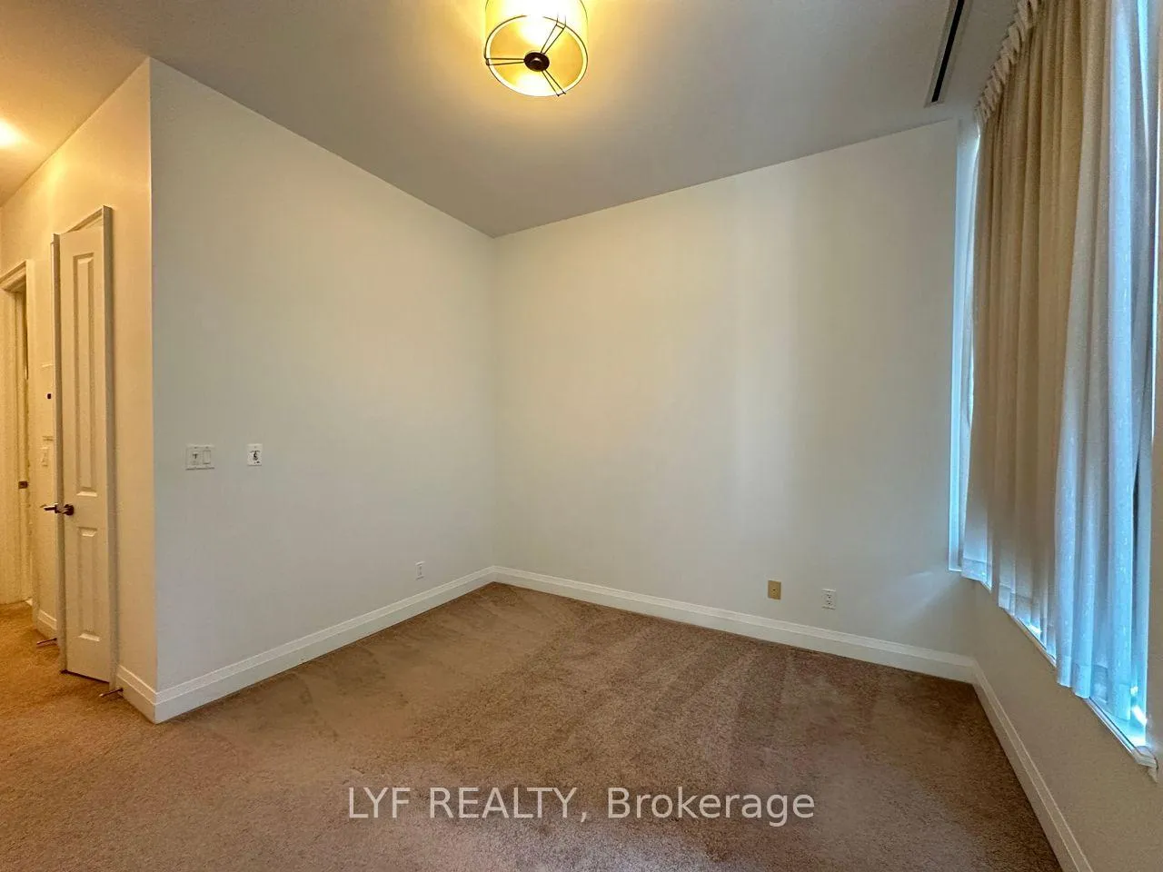 Photo 8 of Unit 212, 1 Bedford Road, Toronto, The Annex — HOMEH