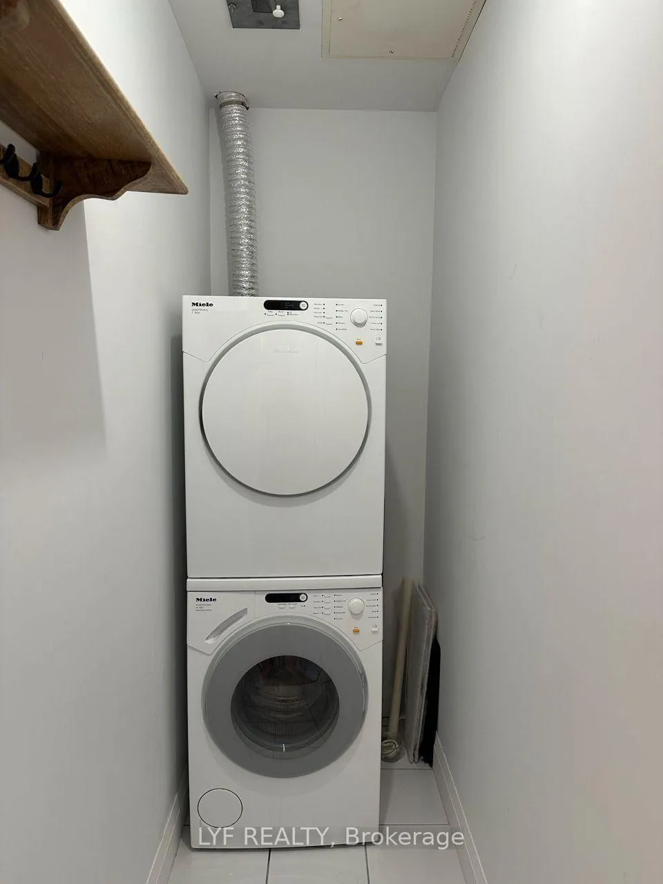 Photo 15 of Unit 212, 1 Bedford Road, Toronto, The Annex — HOMEH