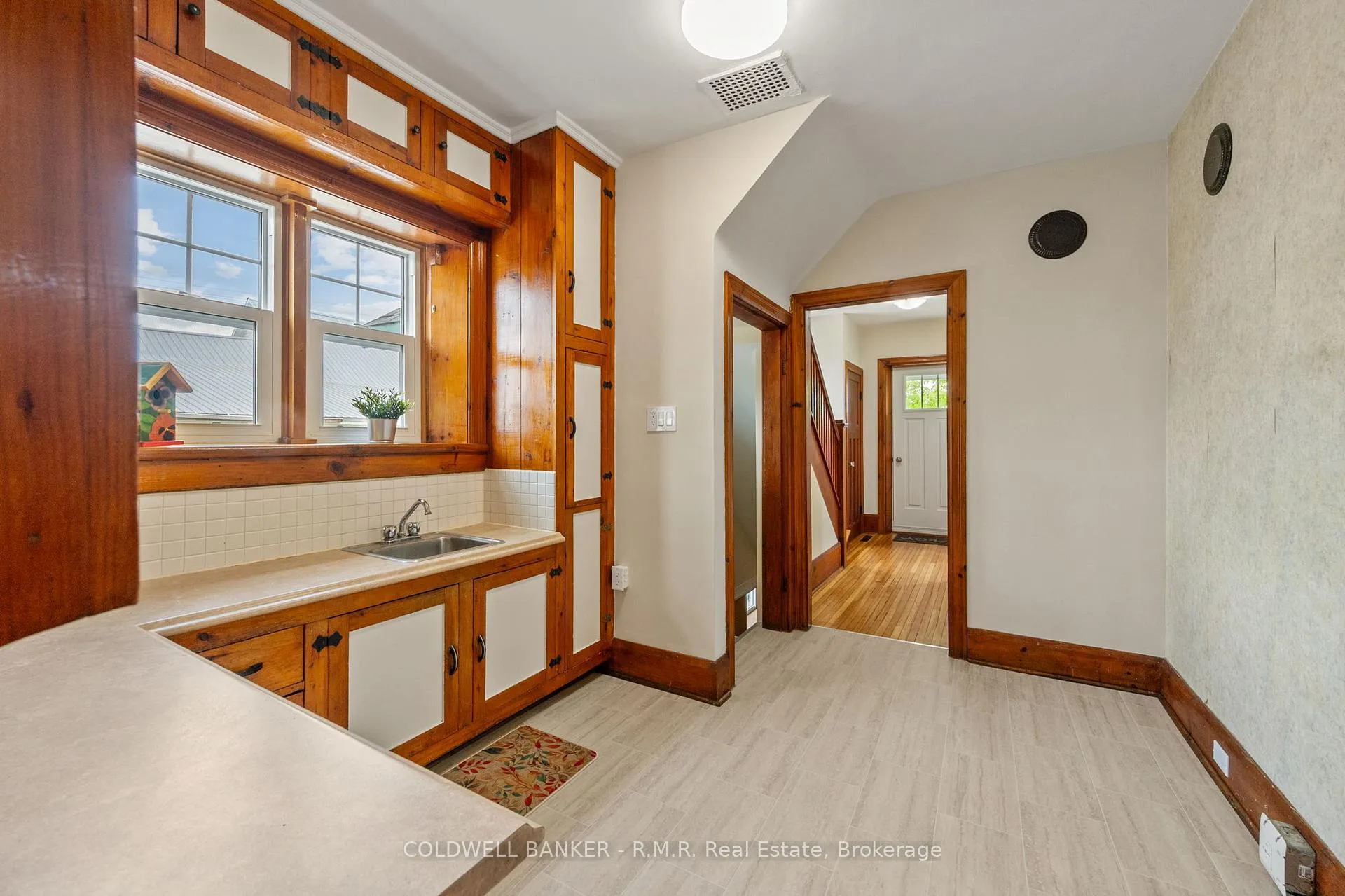 Photo 10 of 269 Glenarm Road, Kawartha Lakes, Eldon — HOMEH