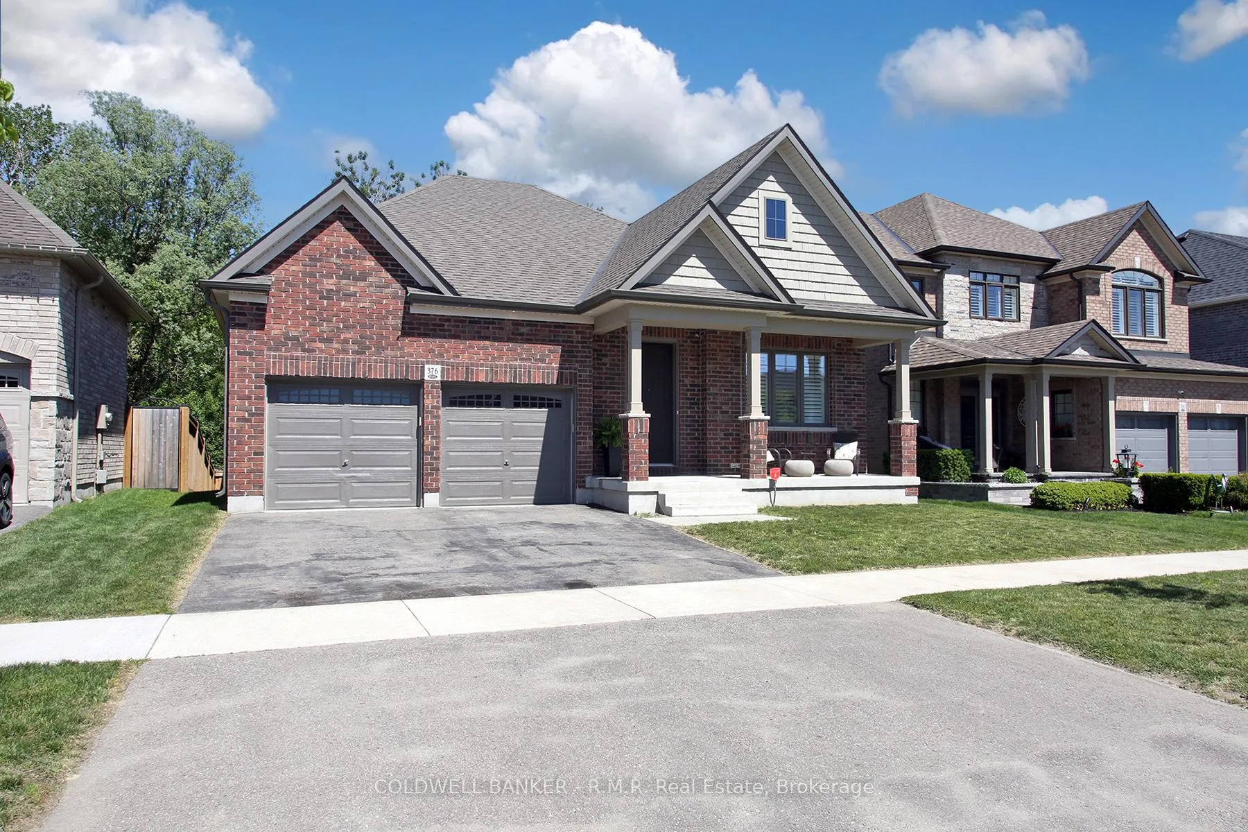 Photo 2 of 376 Northglen Boulevard, Clarington, Bowmanville — HOMEH