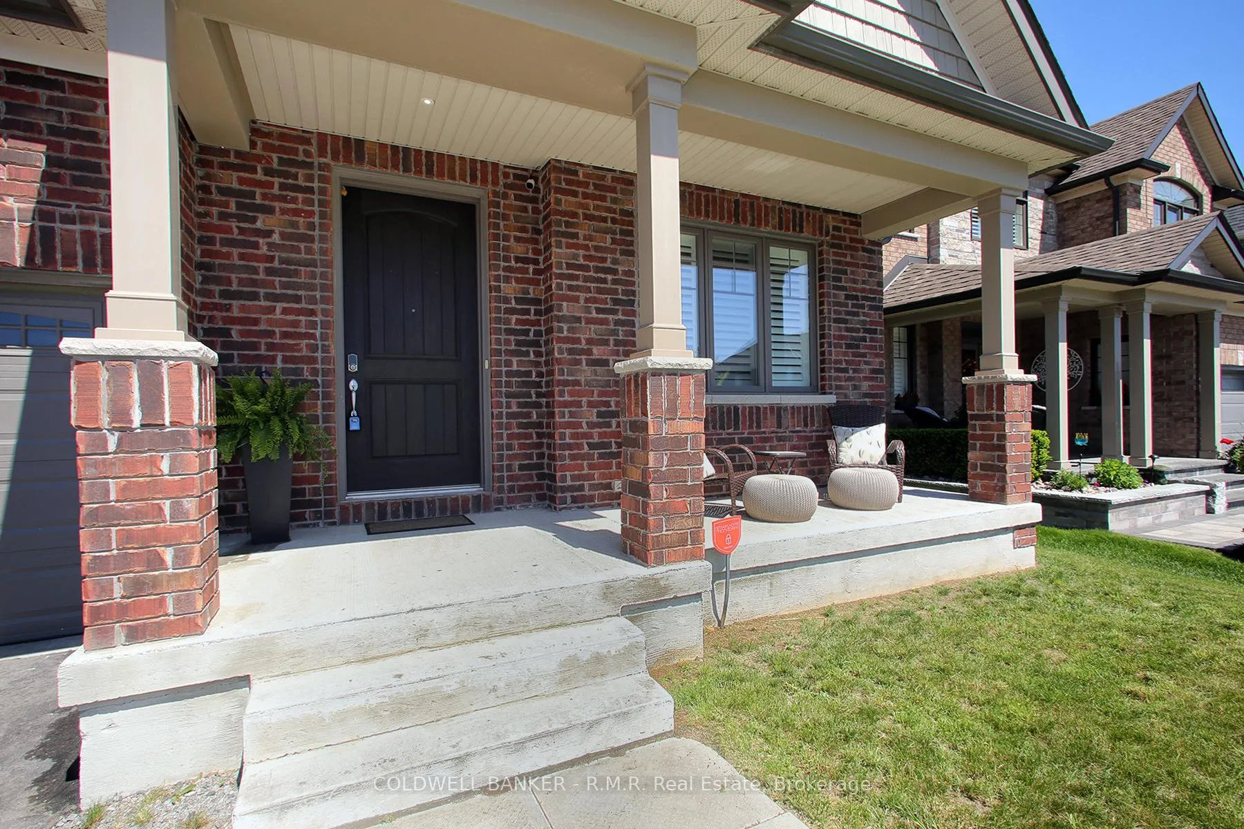 Photo 4 of 376 Northglen Boulevard, Clarington, Bowmanville — HOMEH