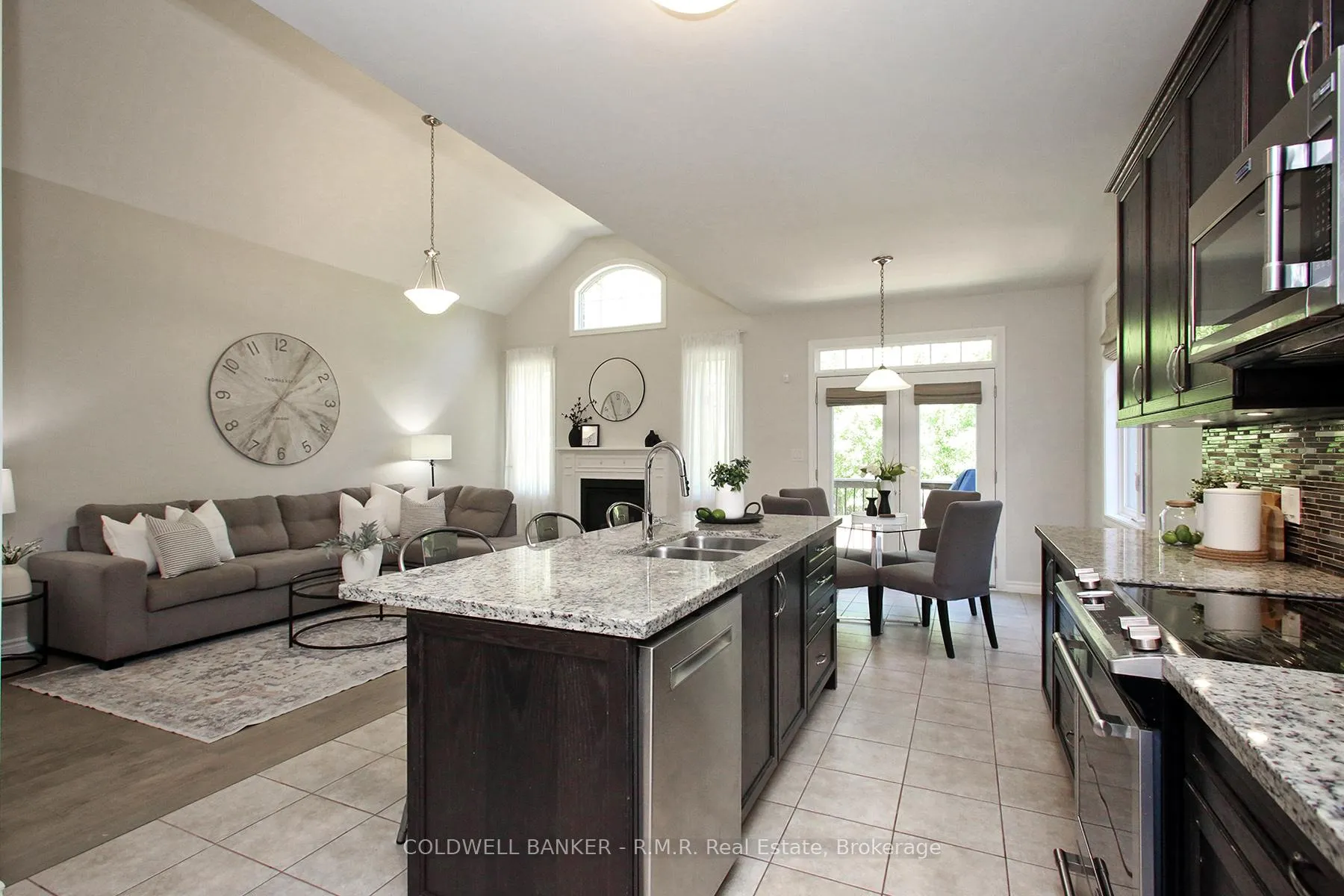 Photo 16 of 376 Northglen Boulevard, Clarington, Bowmanville — HOMEH