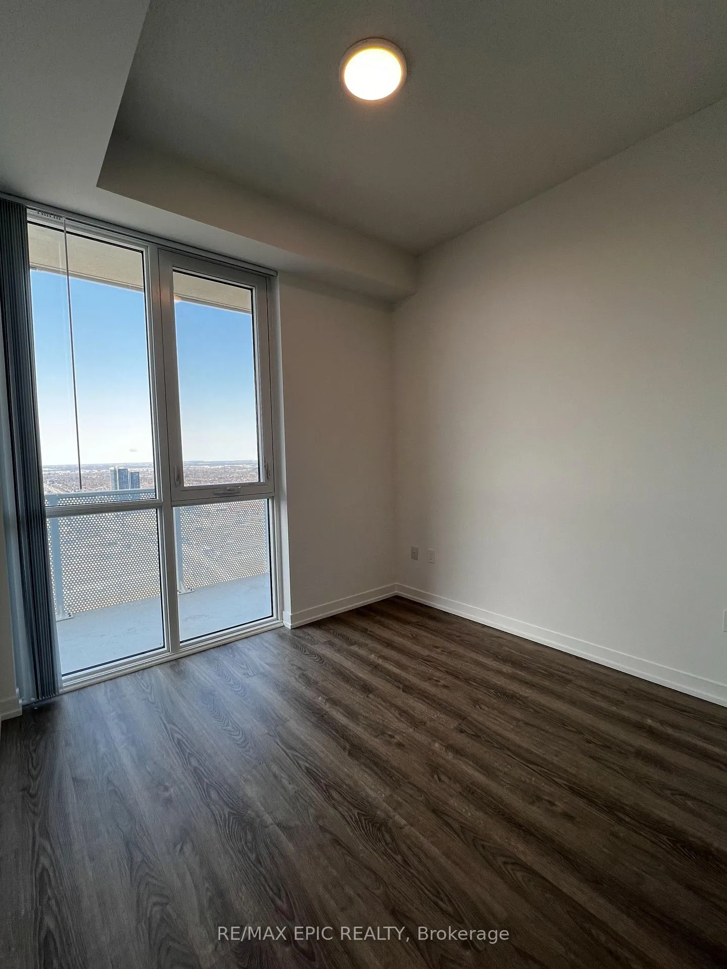 Photo 10 of Unit 4310, 195 Commerce Street, Vaughan, Vaughan Corporate Centre — HOMEH
