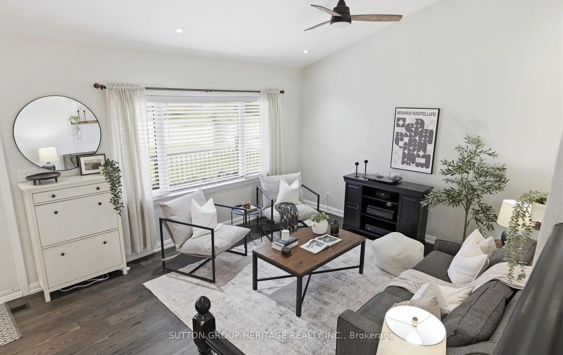 Photo 20 of 919 Bayview Avenue, Whitby, Downtown Whitby — HOMEH