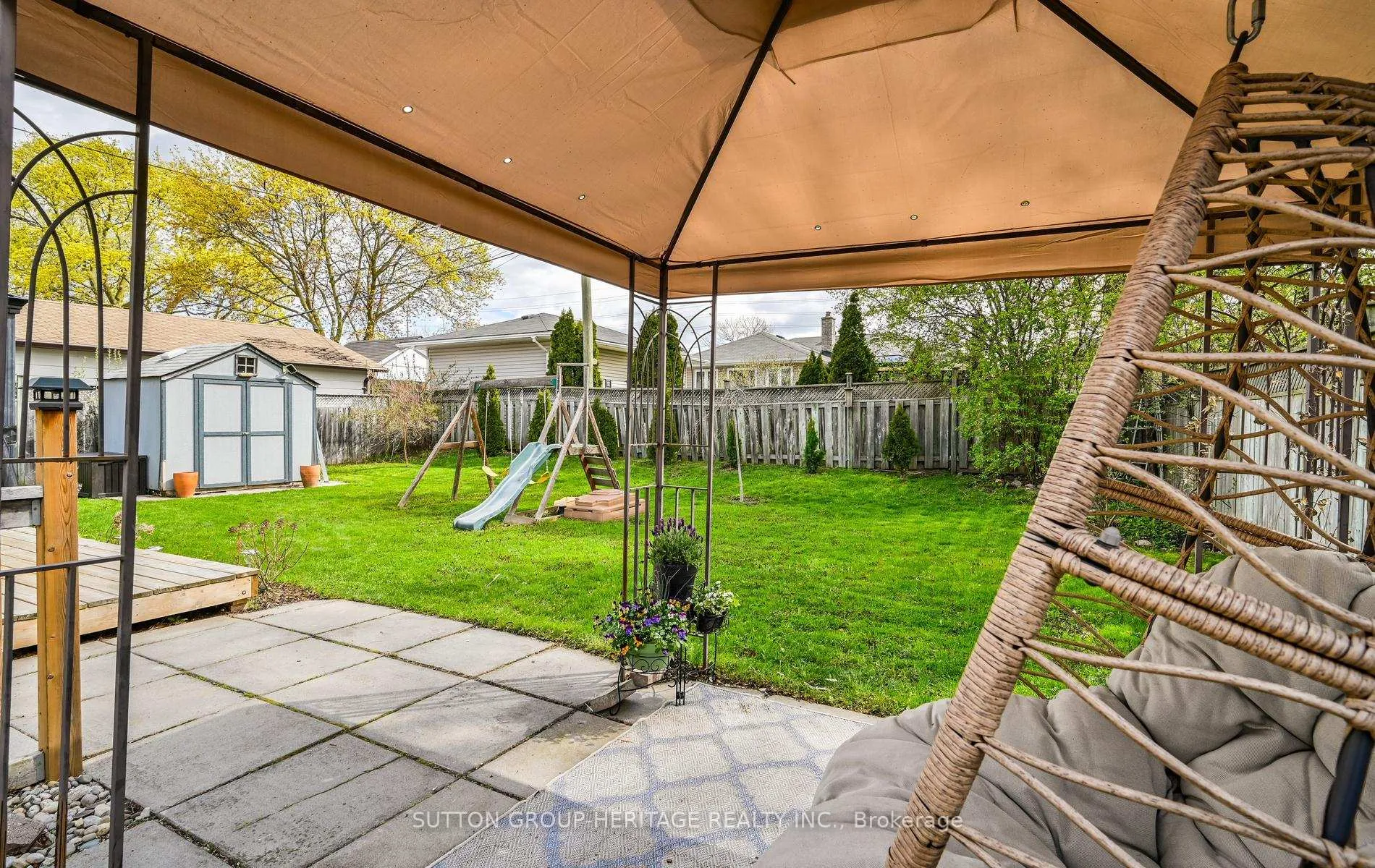 Photo 32 of 919 Bayview Avenue, Whitby, Downtown Whitby — HOMEH