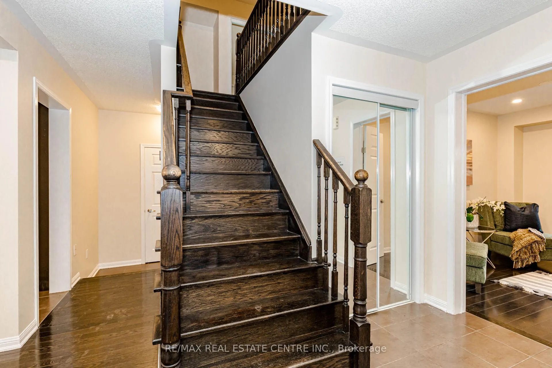 Photo 17 of 187 Lockwood Road, Brampton, Fletcher's West — HOMEH