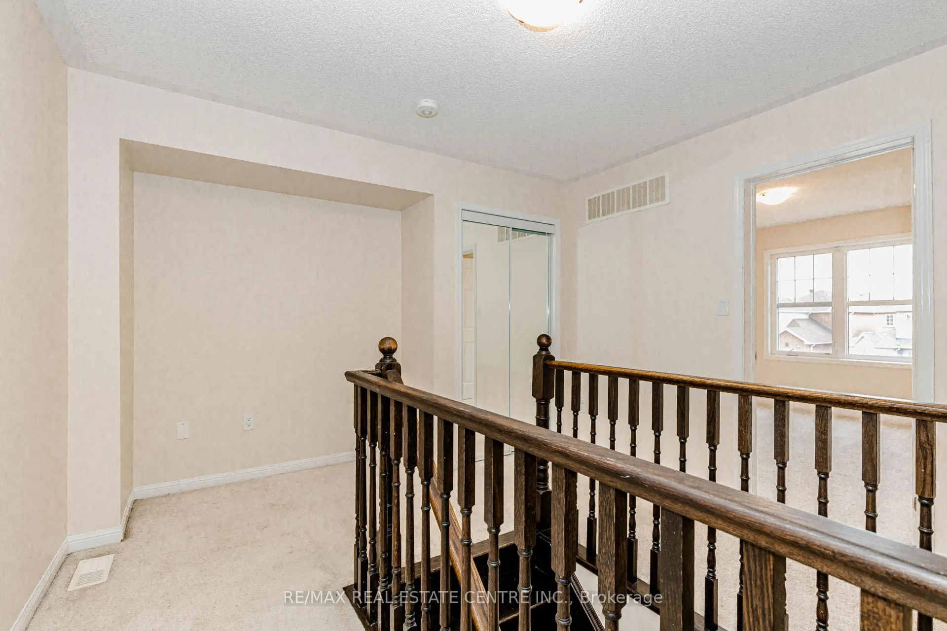 Photo 18 of 187 Lockwood Road, Brampton, Fletcher's West — HOMEH