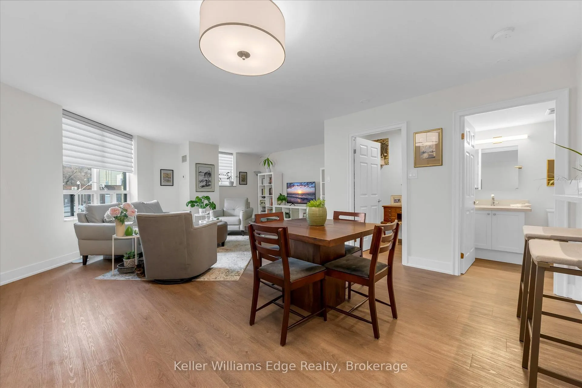 Photo 9 of Unit 203, 185 Robinson Street, Oakville, Old Oakville — HOMEH
