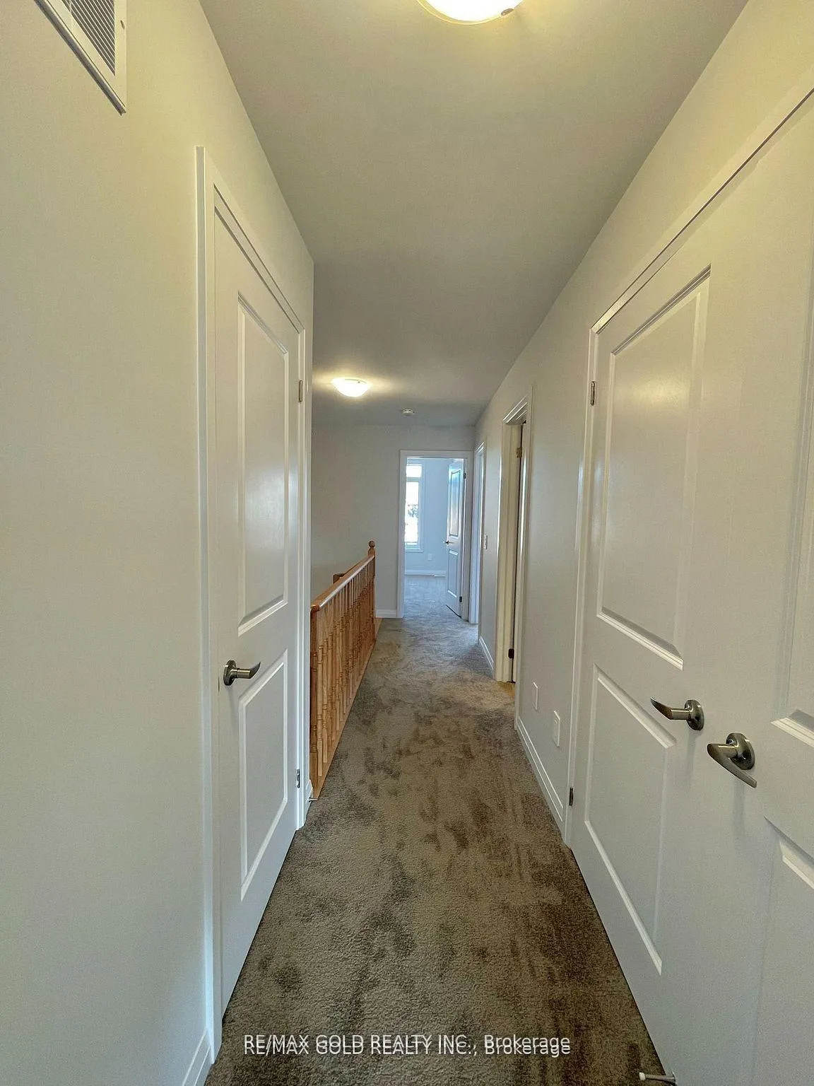 Photo 12 of 102 Corley Street, Kawartha Lakes, Lindsay — HOMEH