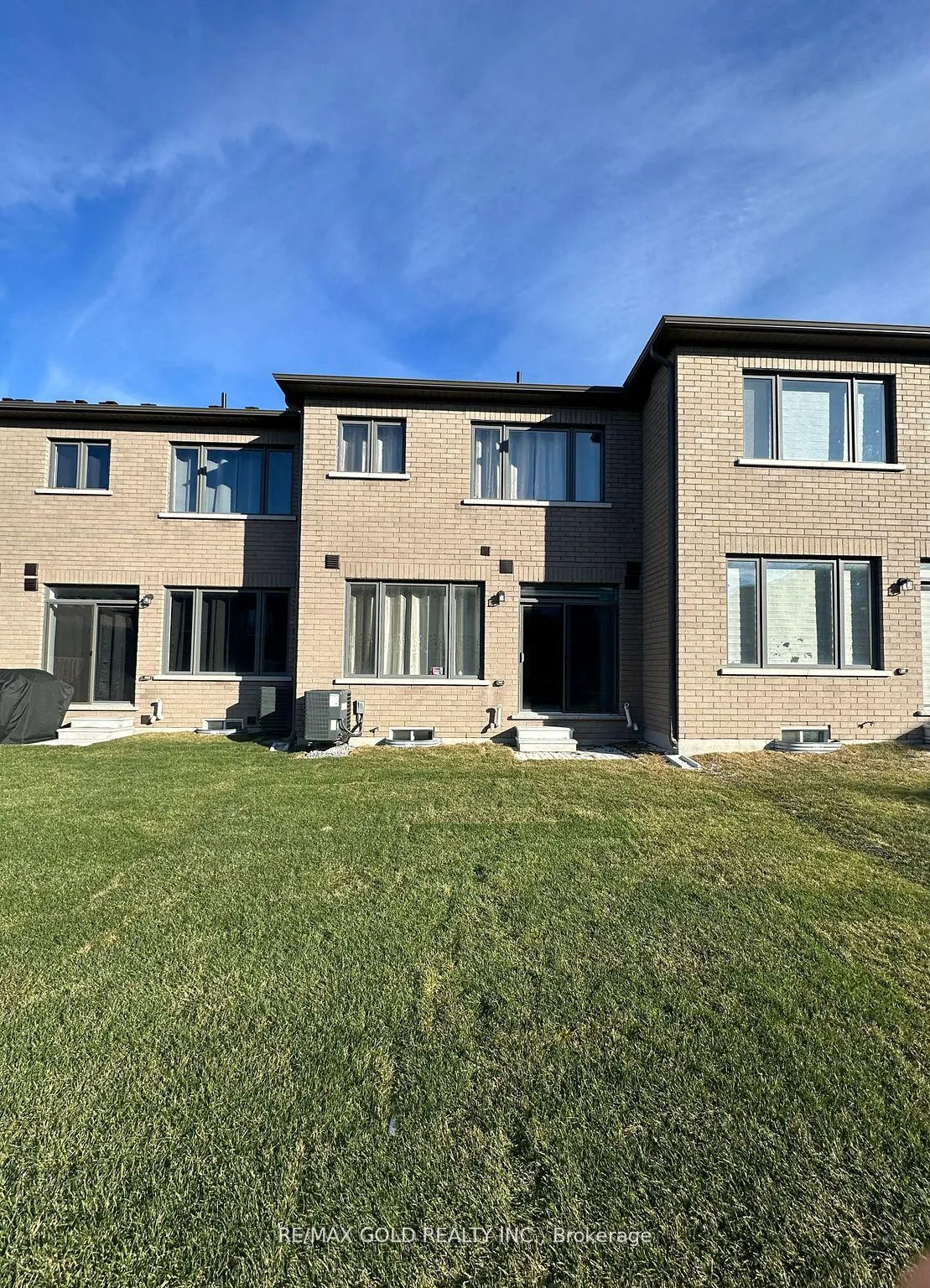 Photo 27 of 102 Corley Street, Kawartha Lakes, Lindsay — HOMEH