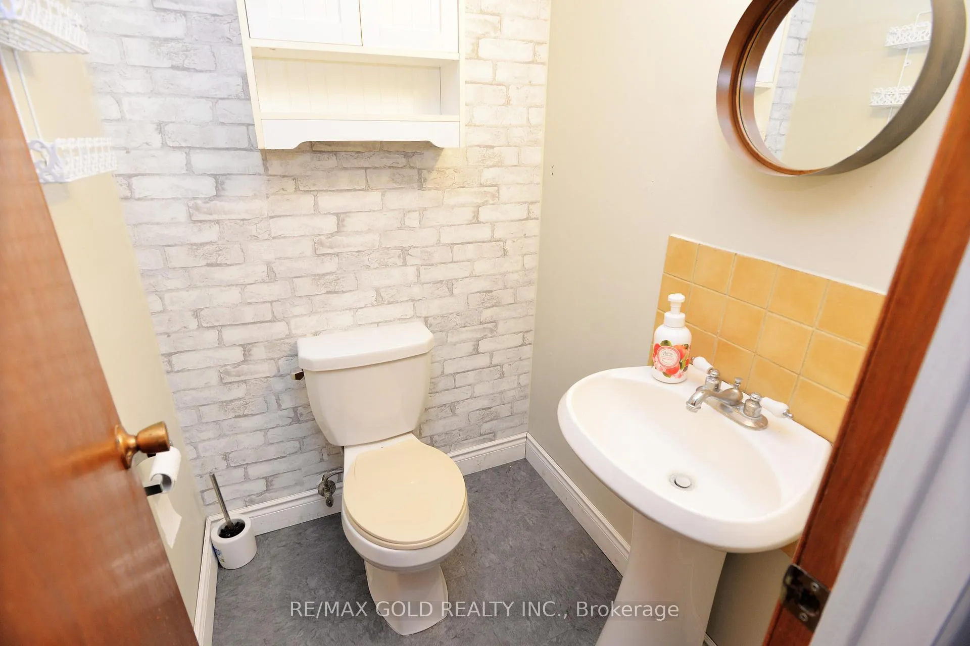 Photo 24 of 70 Greystone Crescent, Halton Hills, Georgetown — HOMEH