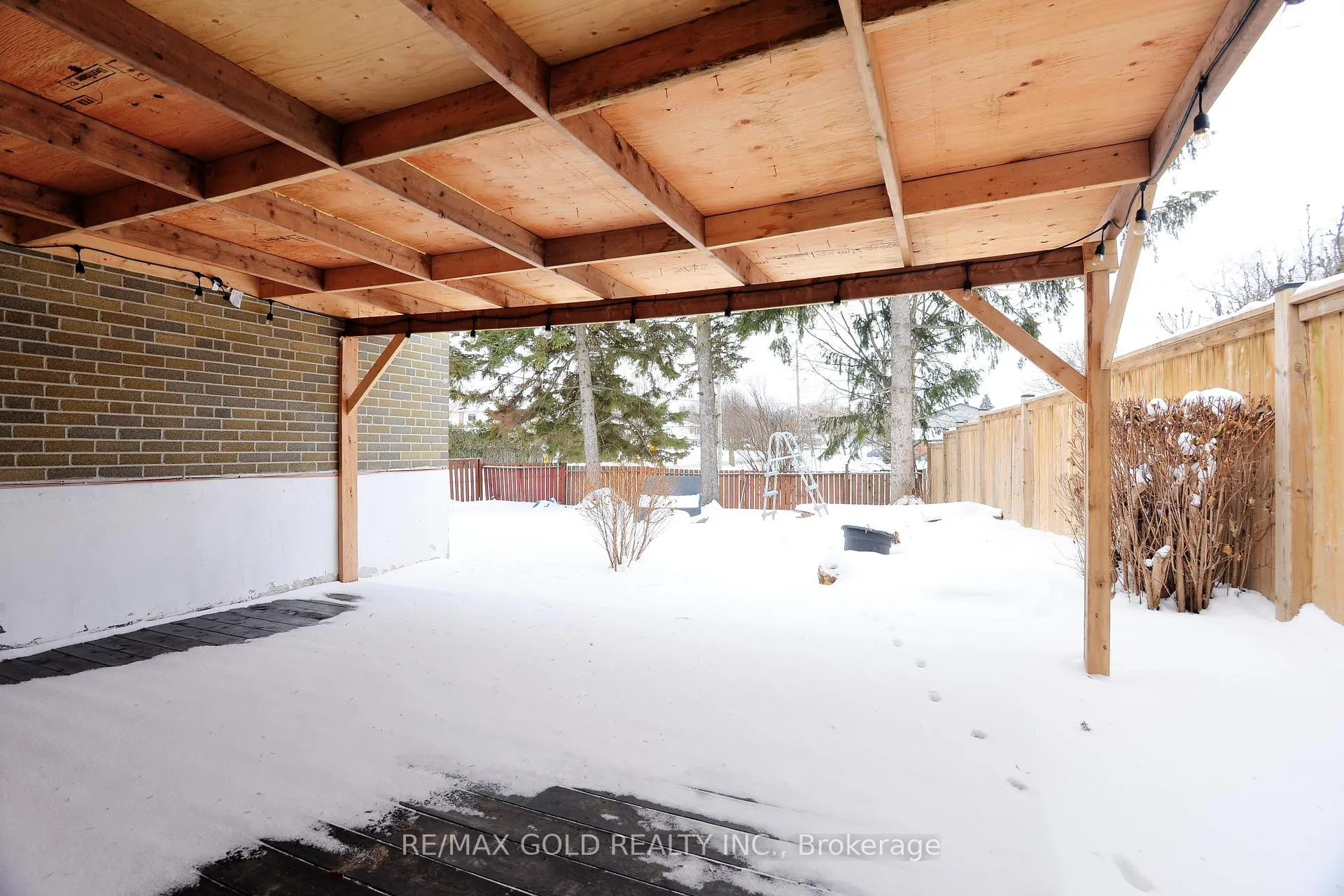 Photo 25 of 70 Greystone Crescent, Halton Hills, Georgetown — HOMEH