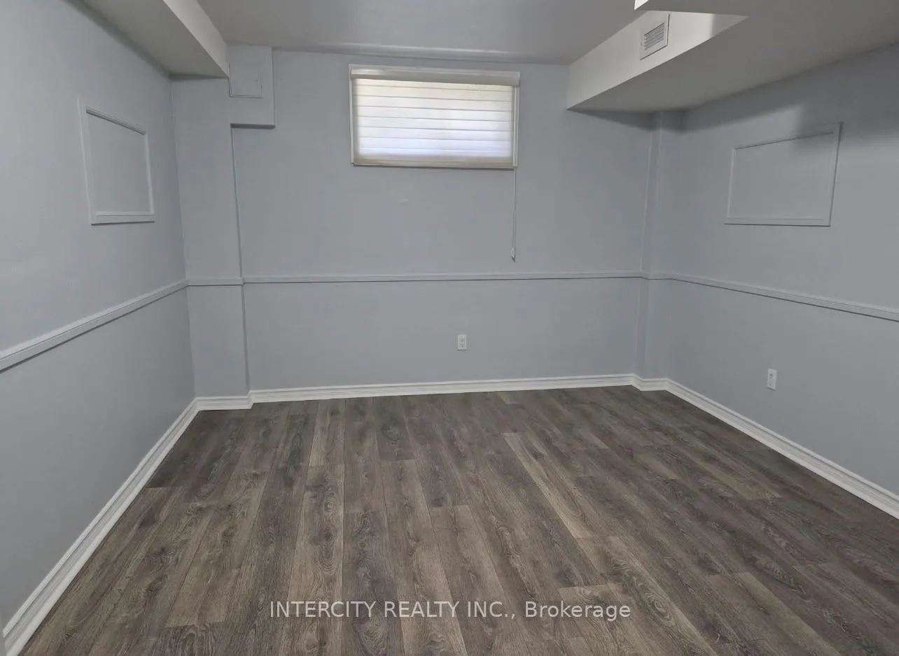 Photo 8 of Unit Bsmt, 346 Crofters Road, Vaughan, Islington Woods — HOMEH