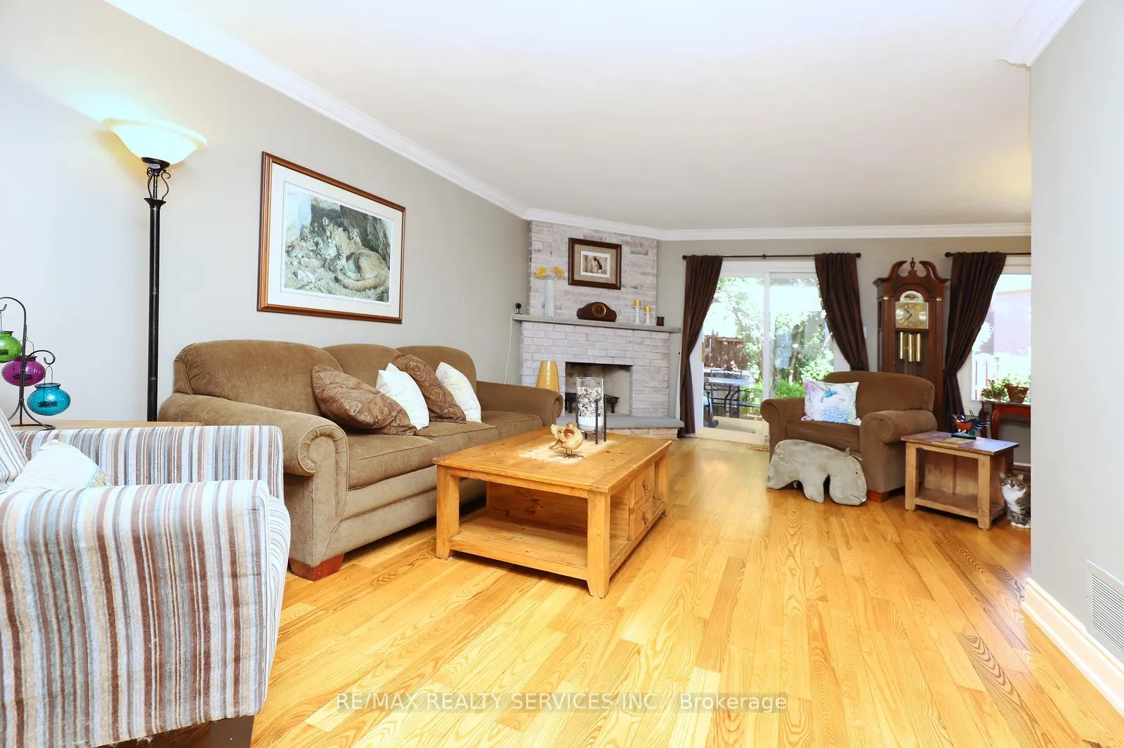 Photo 8 of 14 Kintyre Street, Brampton, Heart Lake West — HOMEH