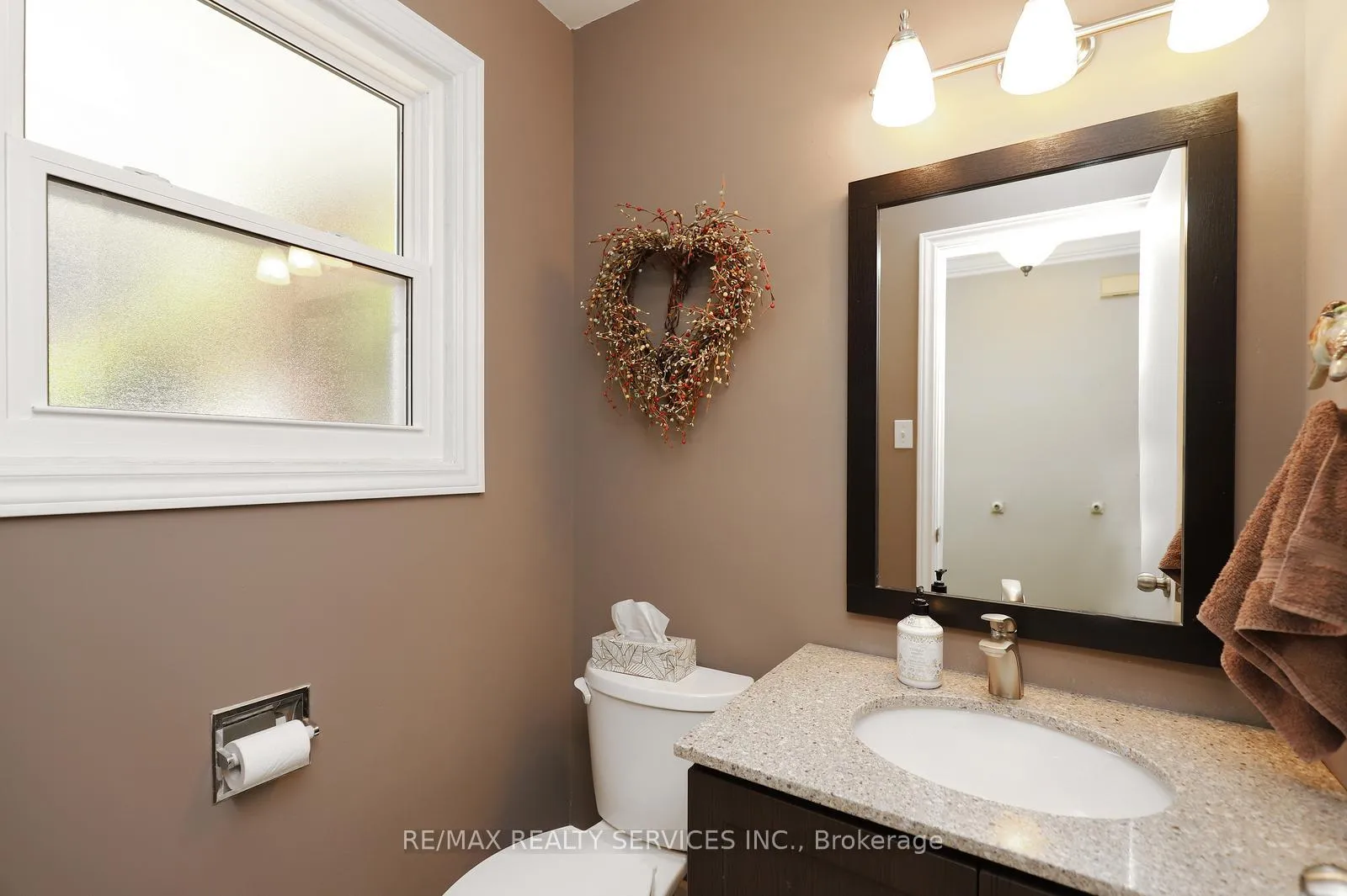 Photo 21 of 14 Kintyre Street, Brampton, Heart Lake West — HOMEH