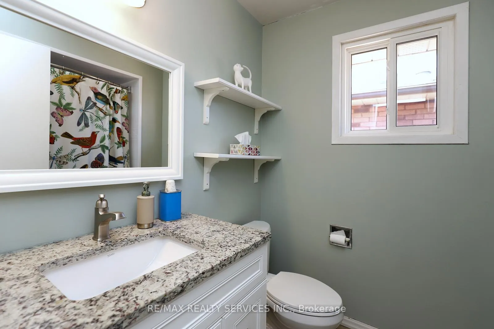 Photo 33 of 14 Kintyre Street, Brampton, Heart Lake West — HOMEH
