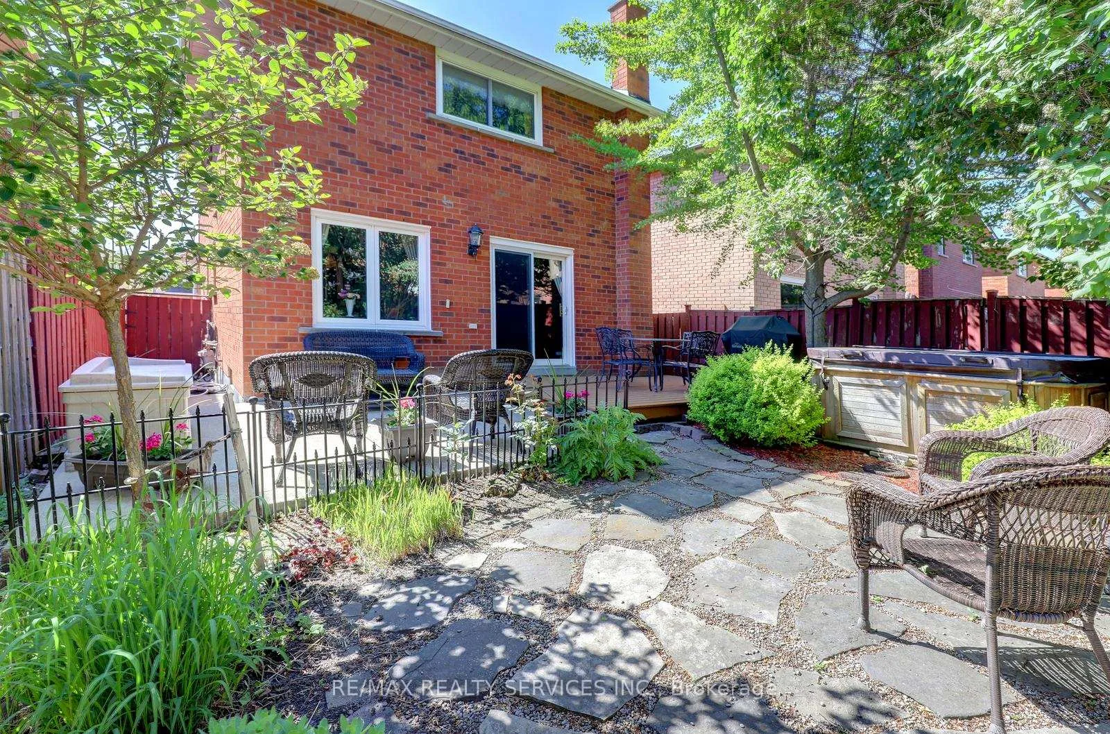 Photo 45 of 14 Kintyre Street, Brampton, Heart Lake West — HOMEH
