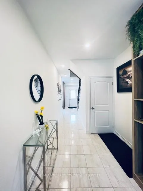 Photo 2 of 80 Massachusetts Lane, Markham, Wismer — HOMEH