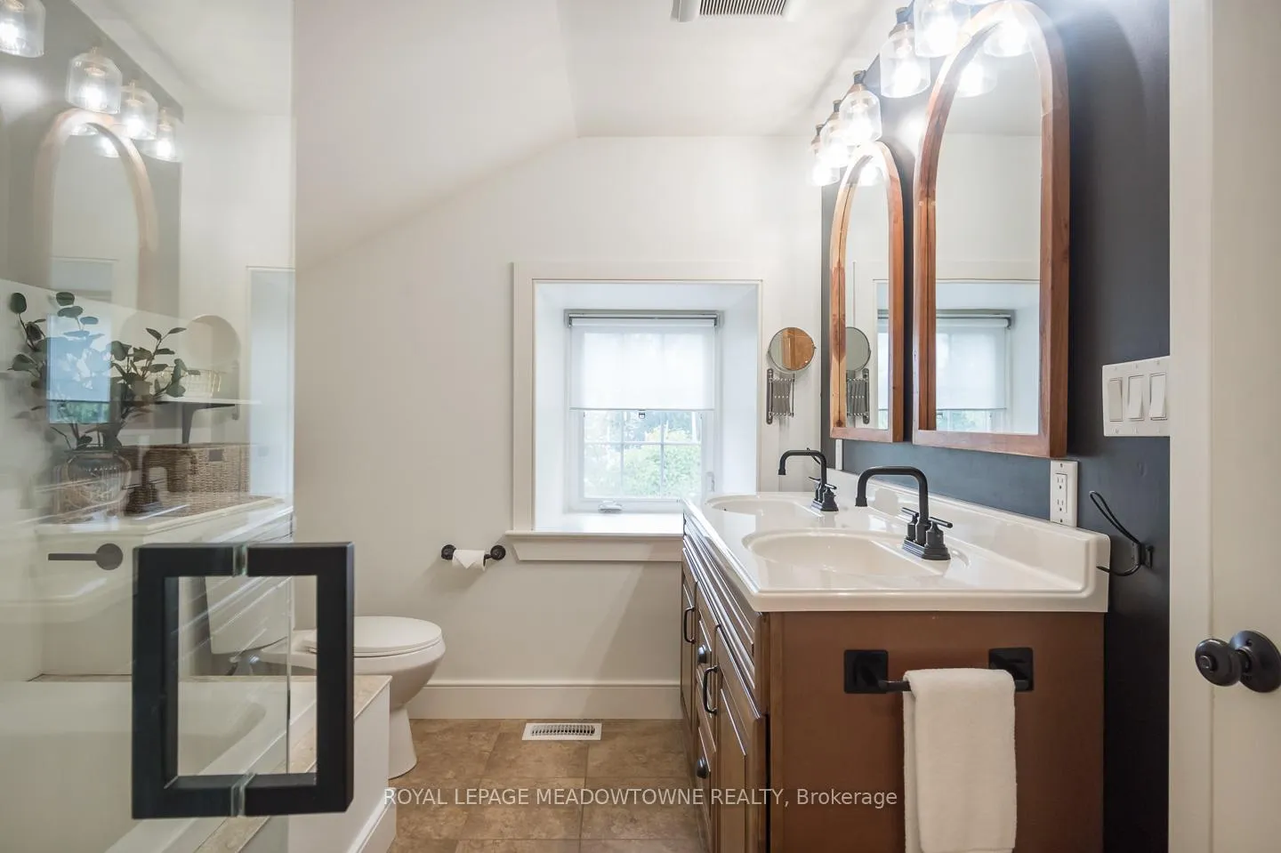 Photo 29 of 10761 Guelph Line, Milton, Brookville/Haltonville — HOMEH