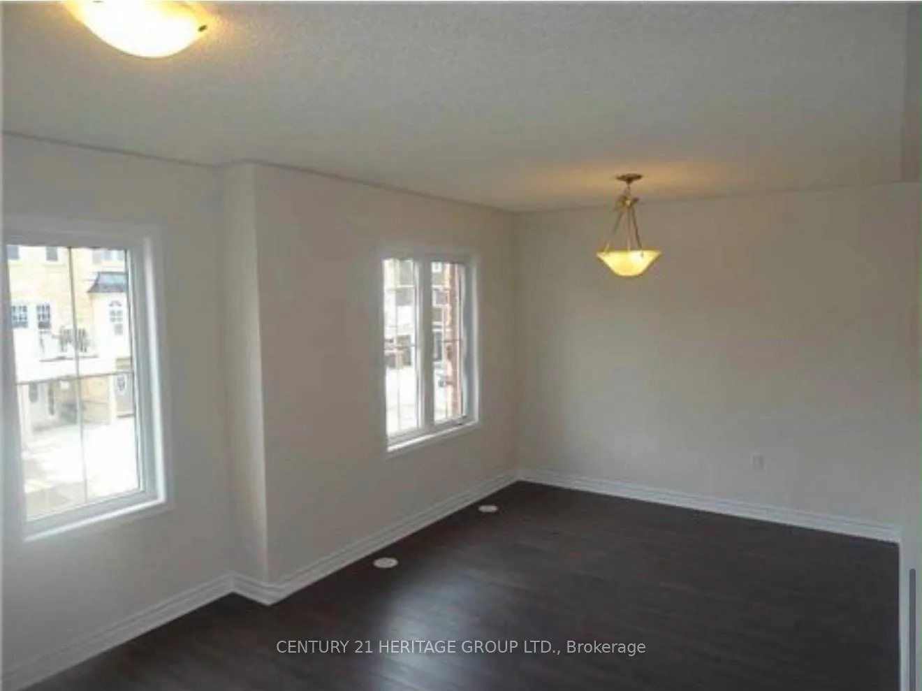 Photo 3 of 20 Tight Court, Milton, Willmott — HOMEH