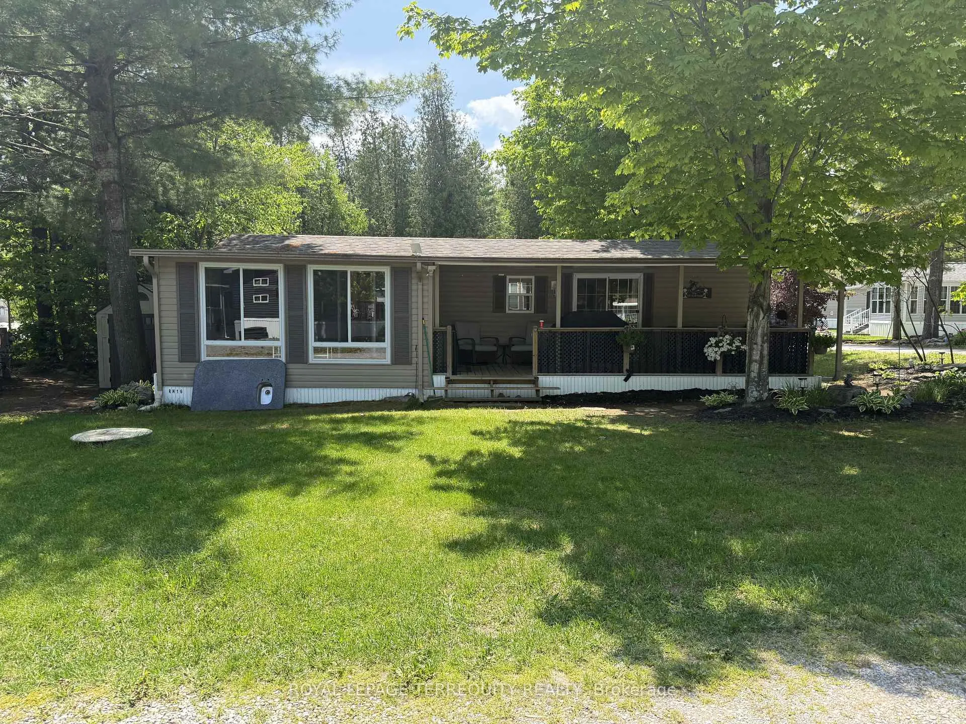 Photo of 16 Rockhaven