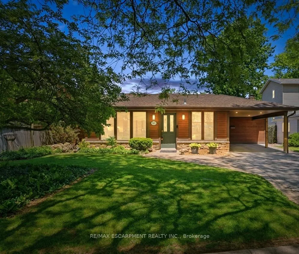 Photo 1 of 563 Elwood Road, Burlington, Roseland — HOMEH