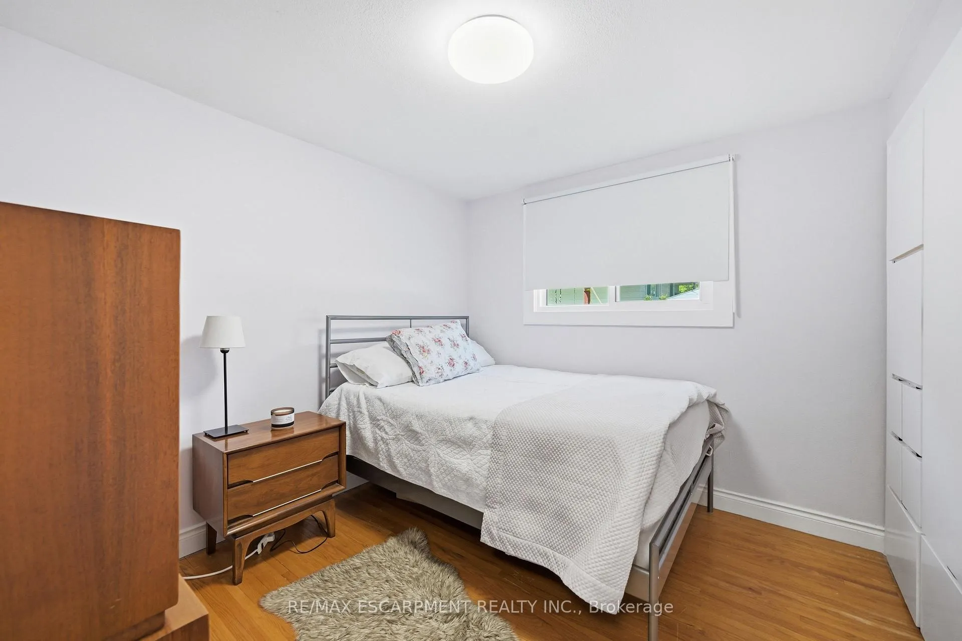 Photo 27 of 563 Elwood Road, Burlington, Roseland — HOMEH