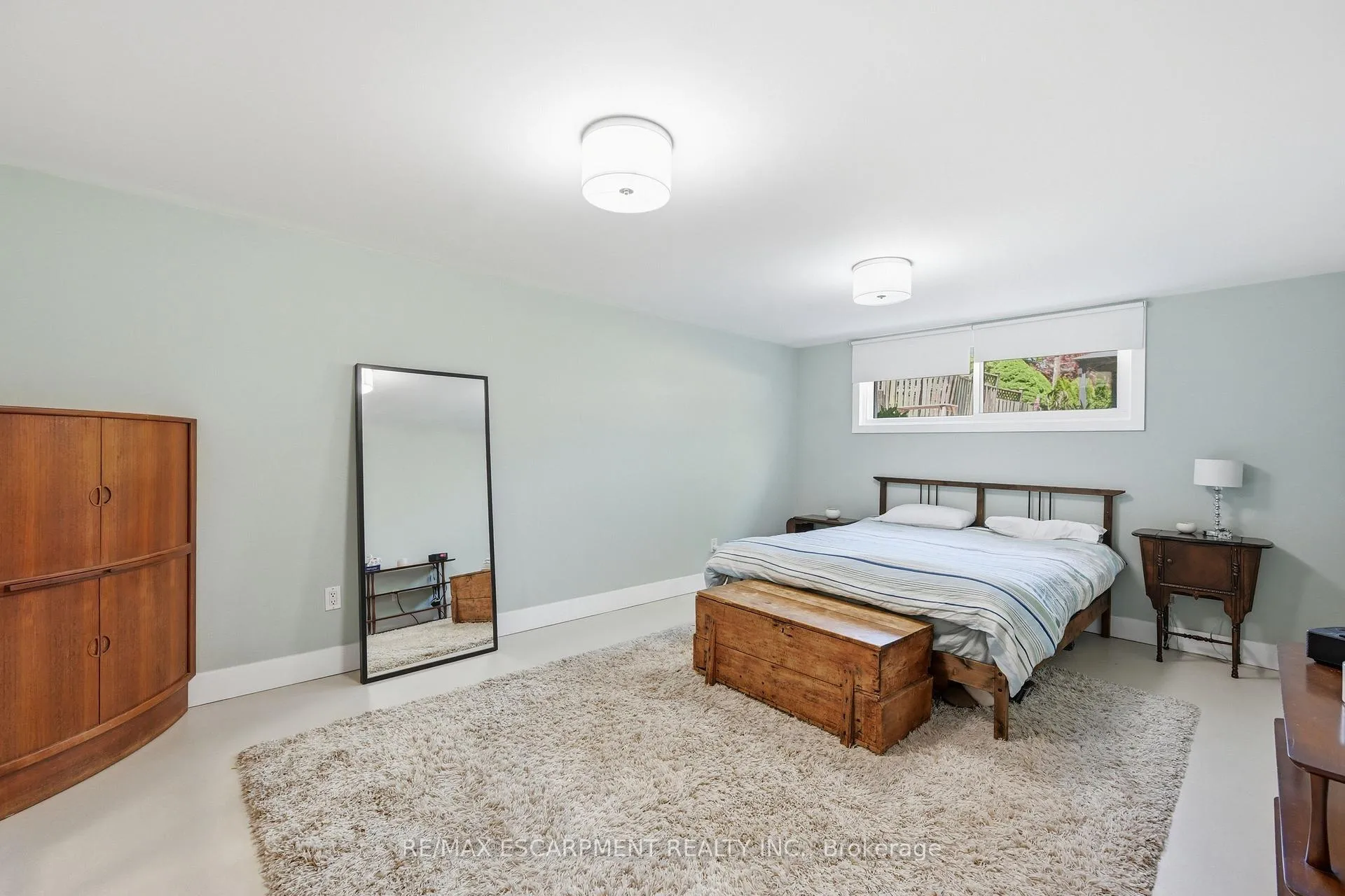 Photo 30 of 563 Elwood Road, Burlington, Roseland — HOMEH