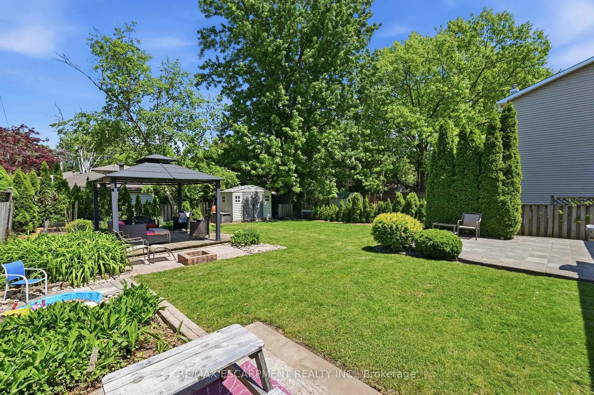 Photo 33 of 563 Elwood Road, Burlington, Roseland — HOMEH