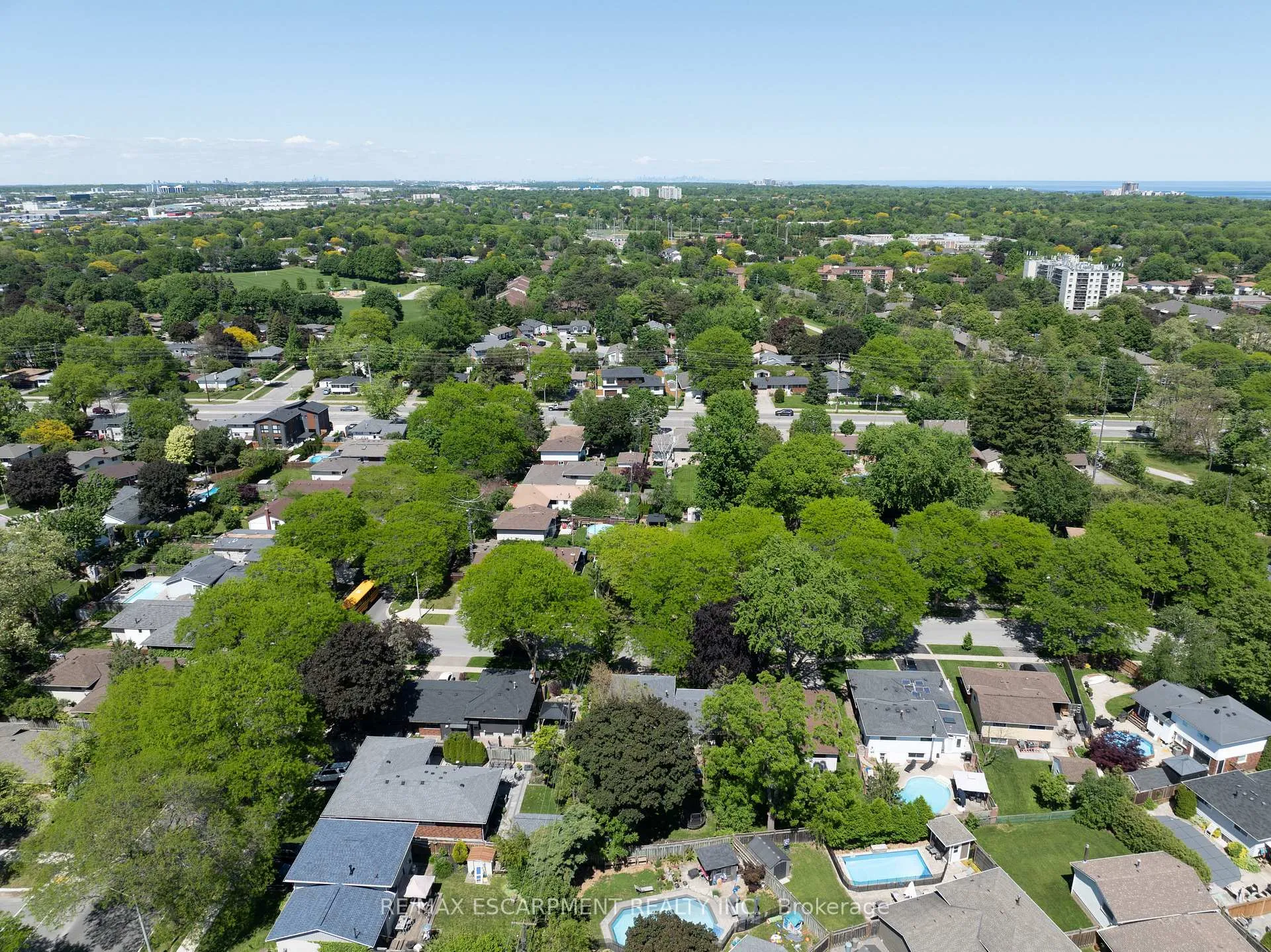 Photo 36 of 563 Elwood Road, Burlington, Roseland — HOMEH