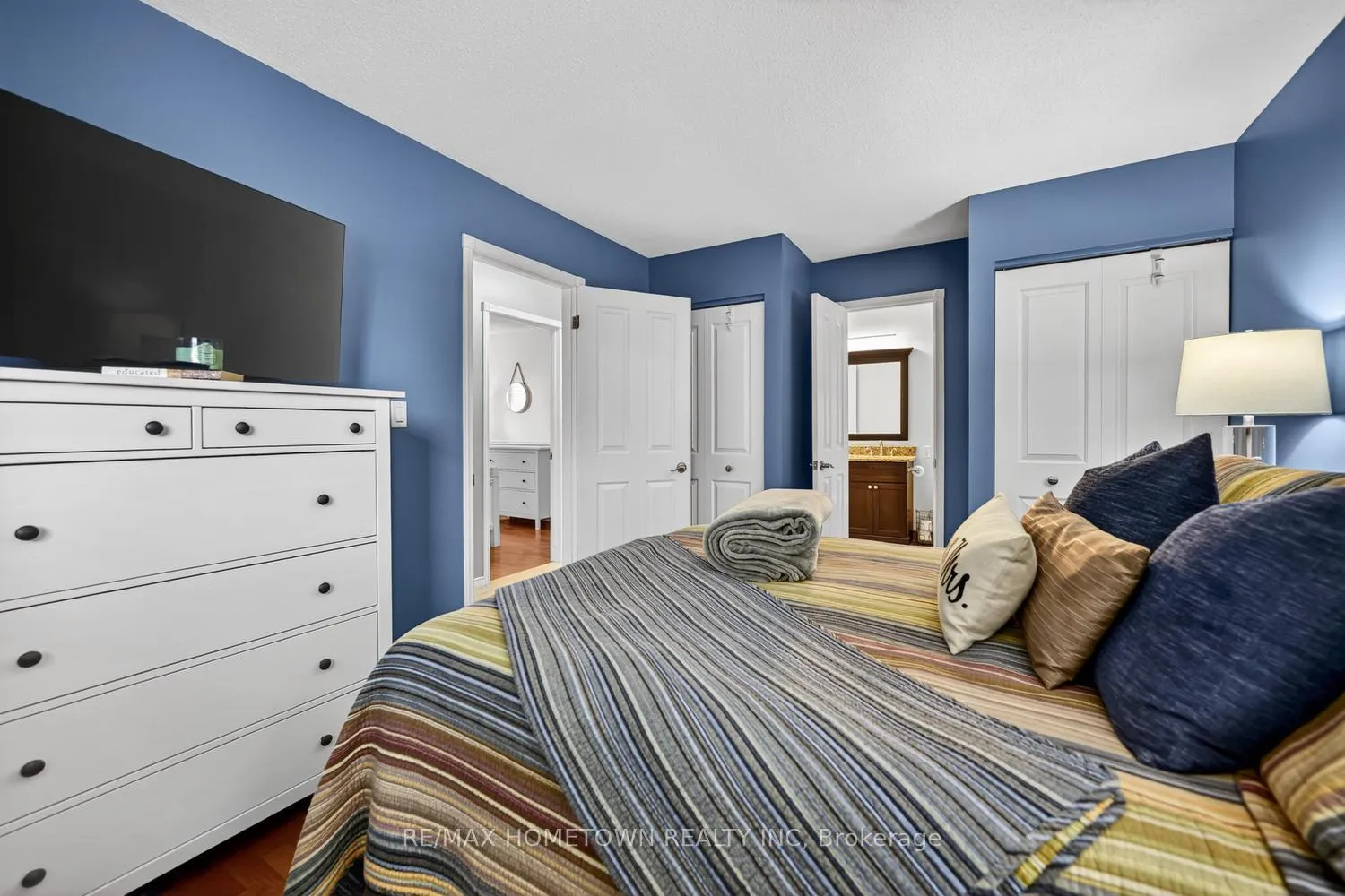 Photo 23 of 736 Comstock Crescent, Brockville — HOMEH