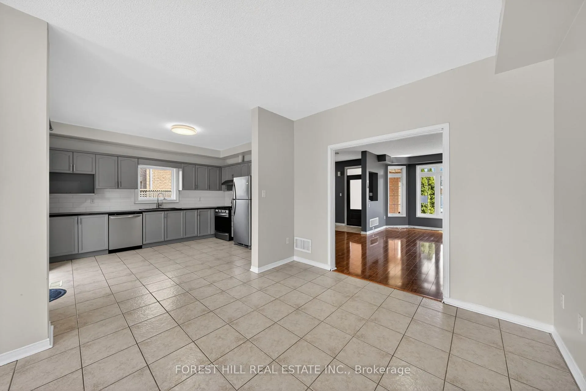 Photo 14 of 1937 Wilson Street, Innisfil, Alcona — HOMEH