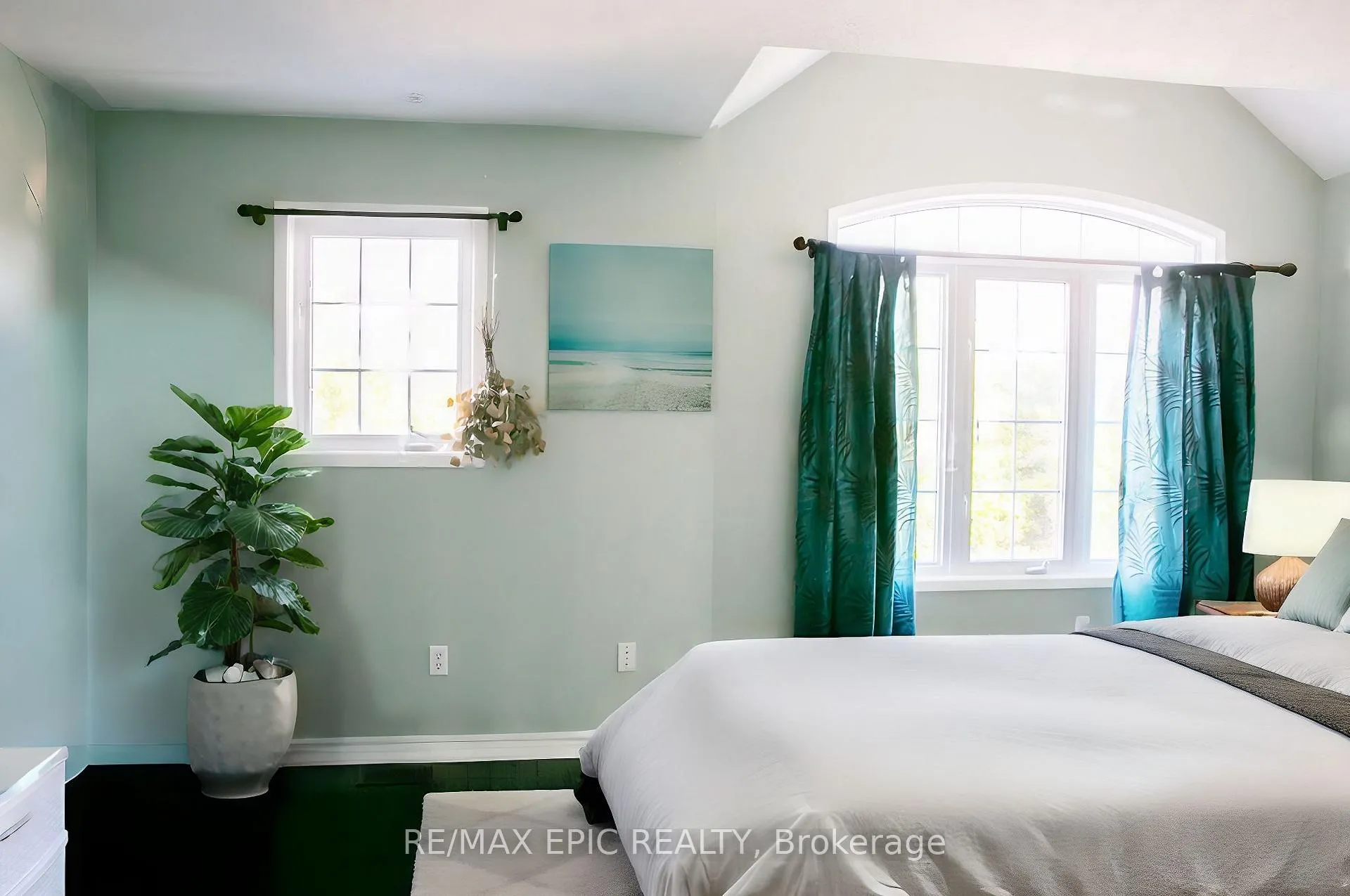 Photo 9 of 45 Golden Meadow Drive, Markham, Wismer — HOMEH