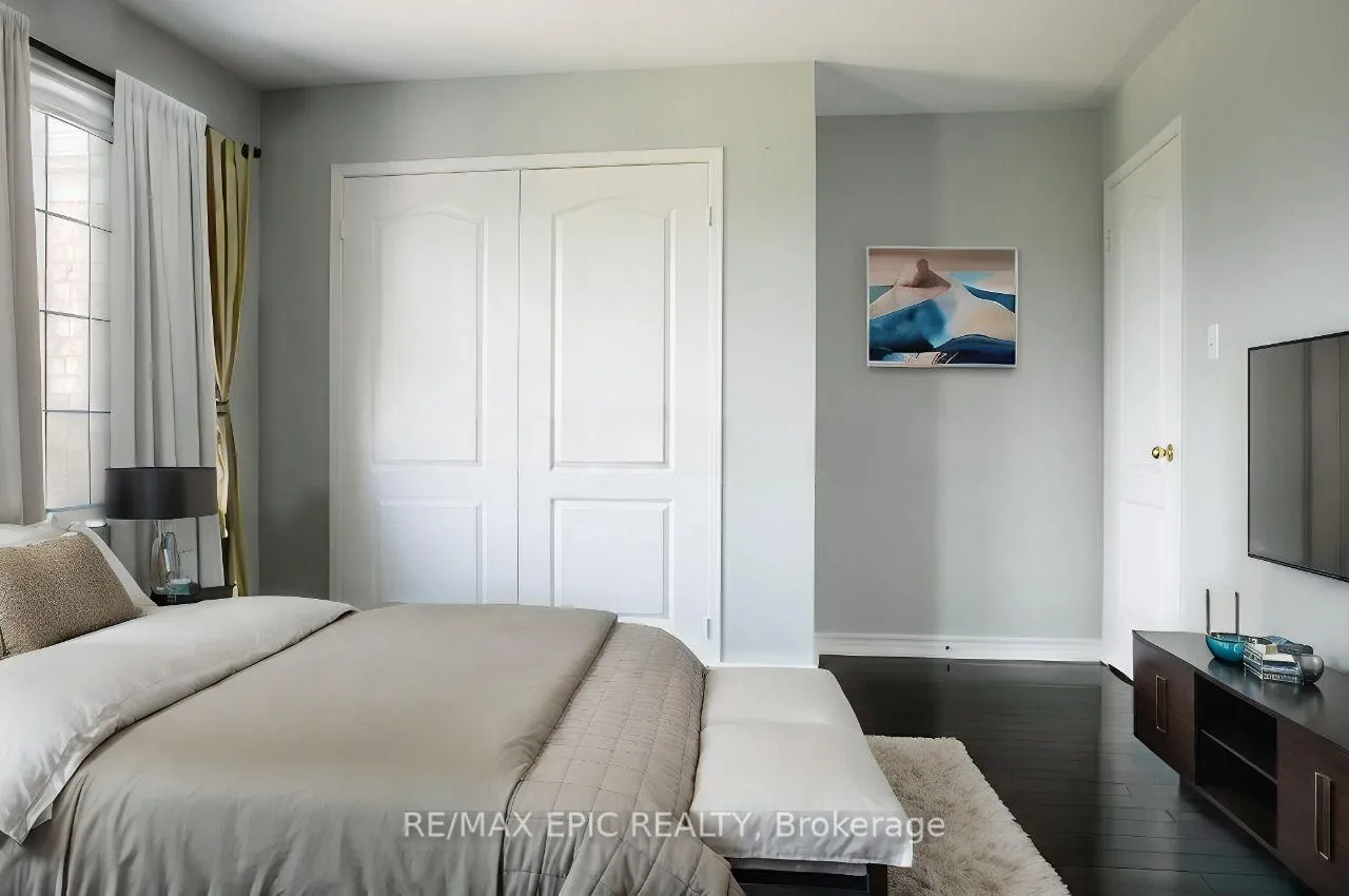 Photo 10 of 45 Golden Meadow Drive, Markham, Wismer — HOMEH