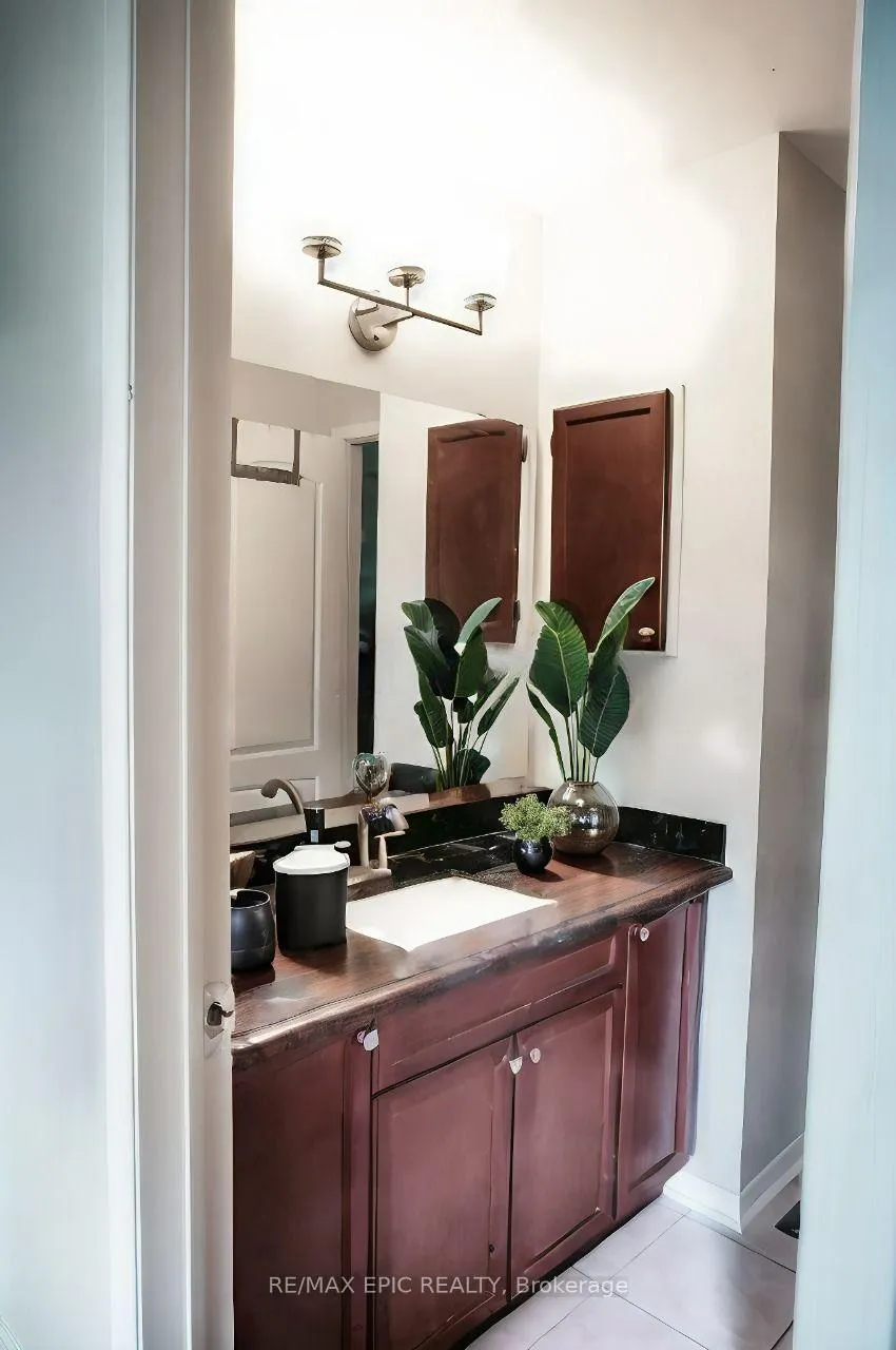 Photo 19 of 45 Golden Meadow Drive, Markham, Wismer — HOMEH