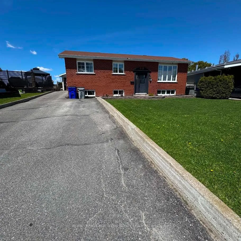 Photo 1 of 246 Timcor Crescent, Timmins, MTJ - Main Area — HOMEH