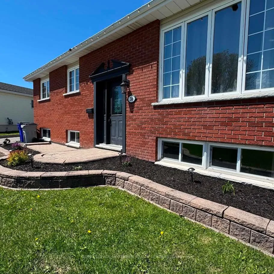 Photo 2 of 246 Timcor Crescent, Timmins, MTJ - Main Area — HOMEH