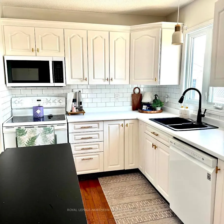 Photo 7 of 246 Timcor Crescent, Timmins, MTJ - Main Area — HOMEH