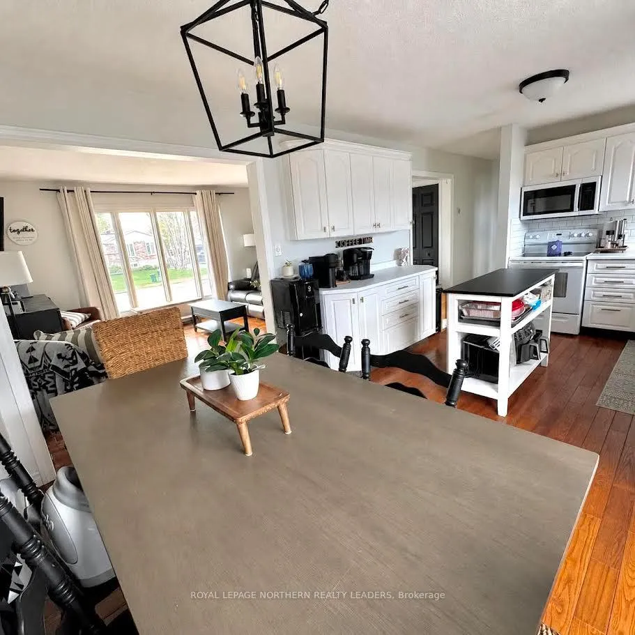 Photo 10 of 246 Timcor Crescent, Timmins, MTJ - Main Area — HOMEH
