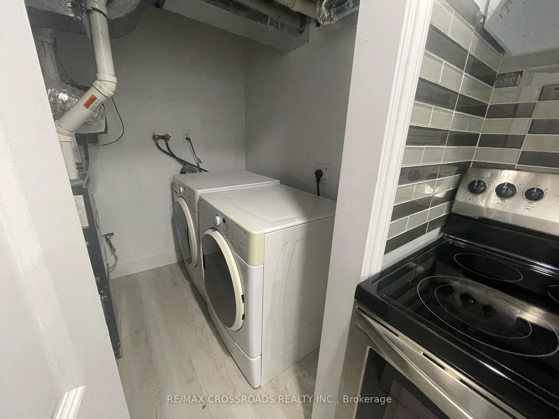 Photo 13 of 256 Birchcliffe Crescent, Hamilton, Berrisfield — HOMEH