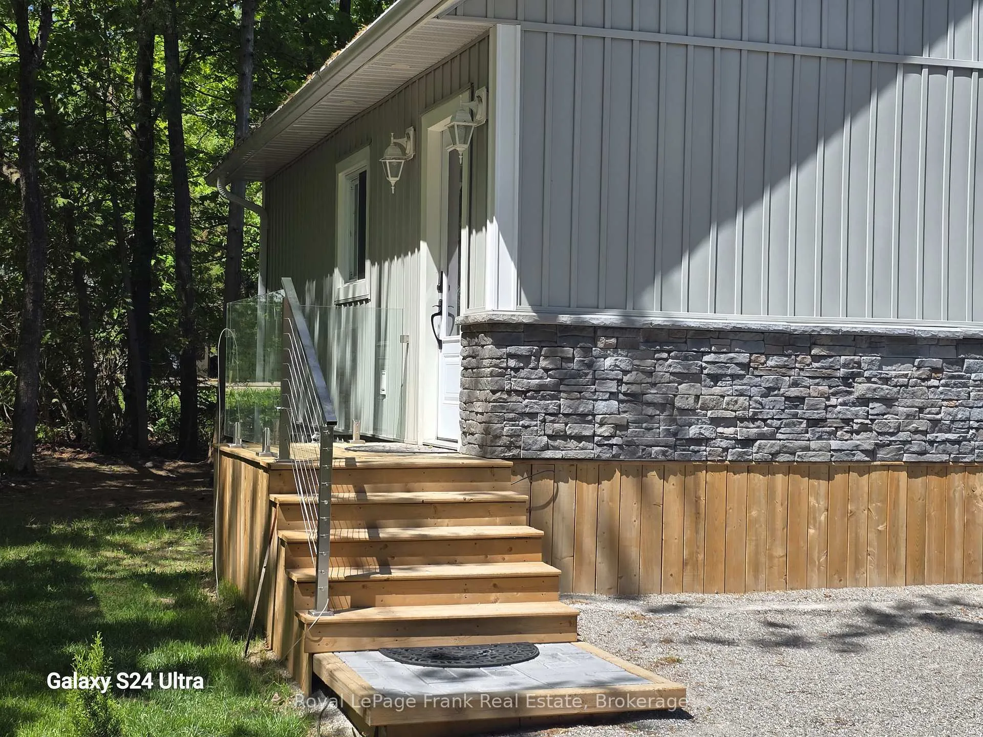 Photo 7 of 71 Falls Bay Road, Kawartha Lakes, Bobcaygeon — HOMEH