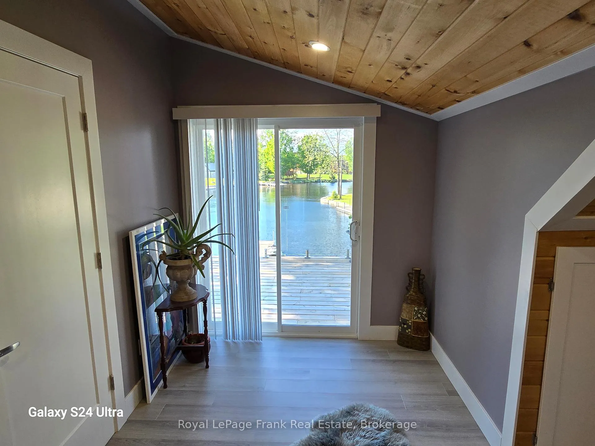 Photo 20 of 71 Falls Bay Road, Kawartha Lakes, Bobcaygeon — HOMEH
