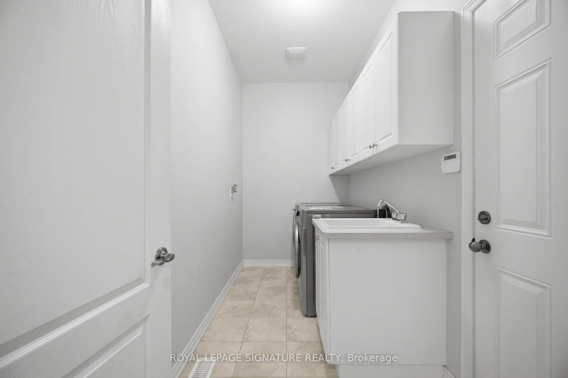 Photo 23 of 3149 Velebit Park Boulevard, Burlington, Alton — HOMEH