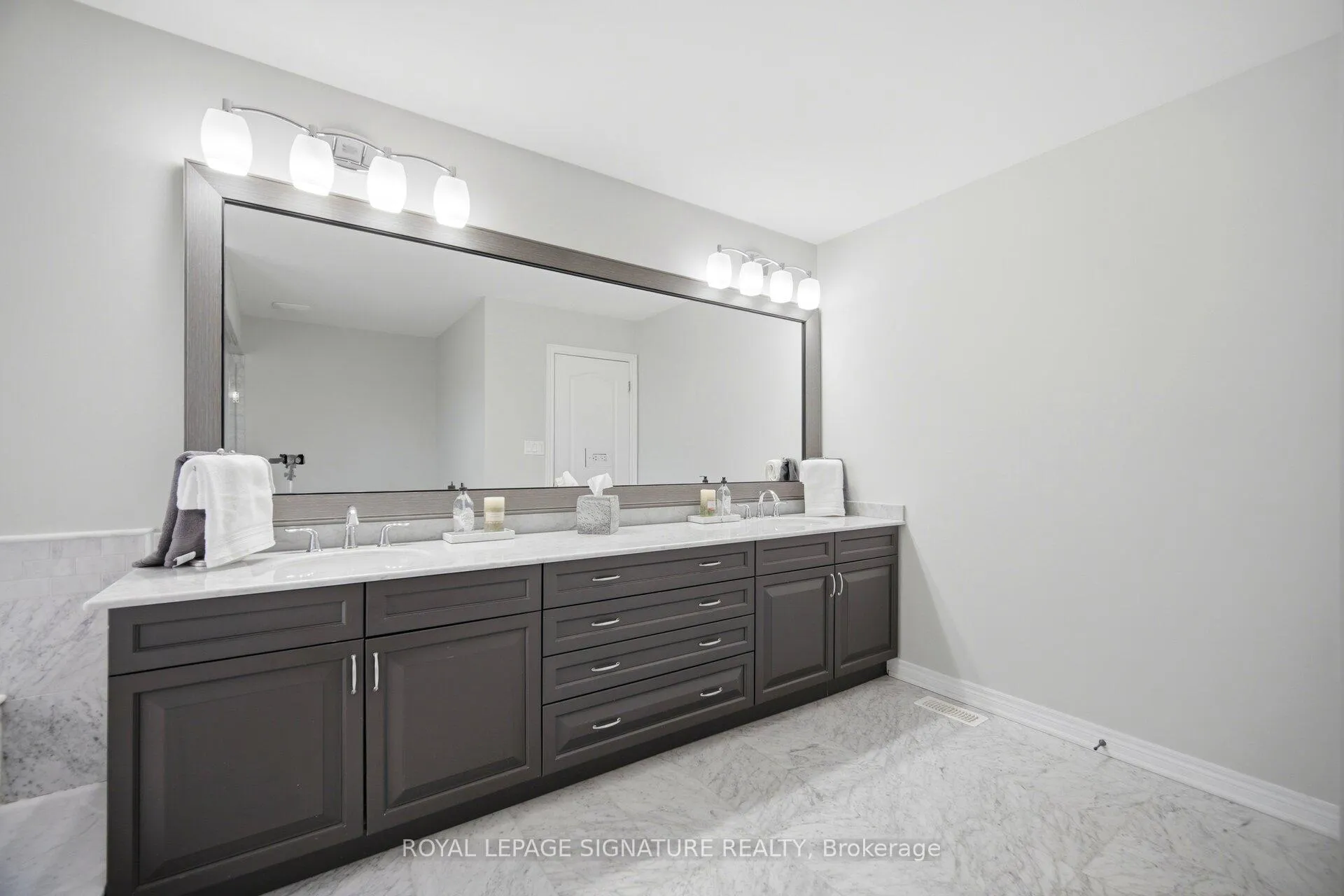 Photo 30 of 3149 Velebit Park Boulevard, Burlington, Alton — HOMEH