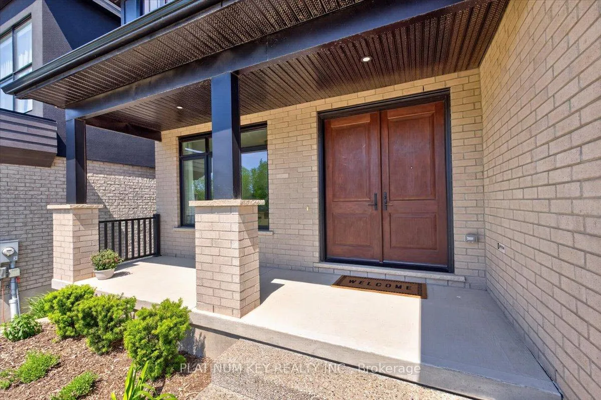 Photo 3 of 136 Daventry Way, Middlesex Centre, Kilworth — HOMEH