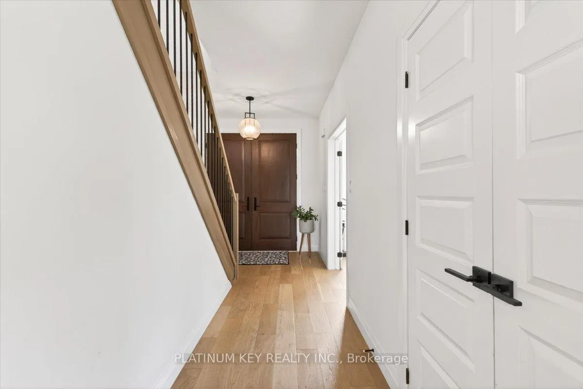 Photo 5 of 136 Daventry Way, Middlesex Centre, Kilworth — HOMEH